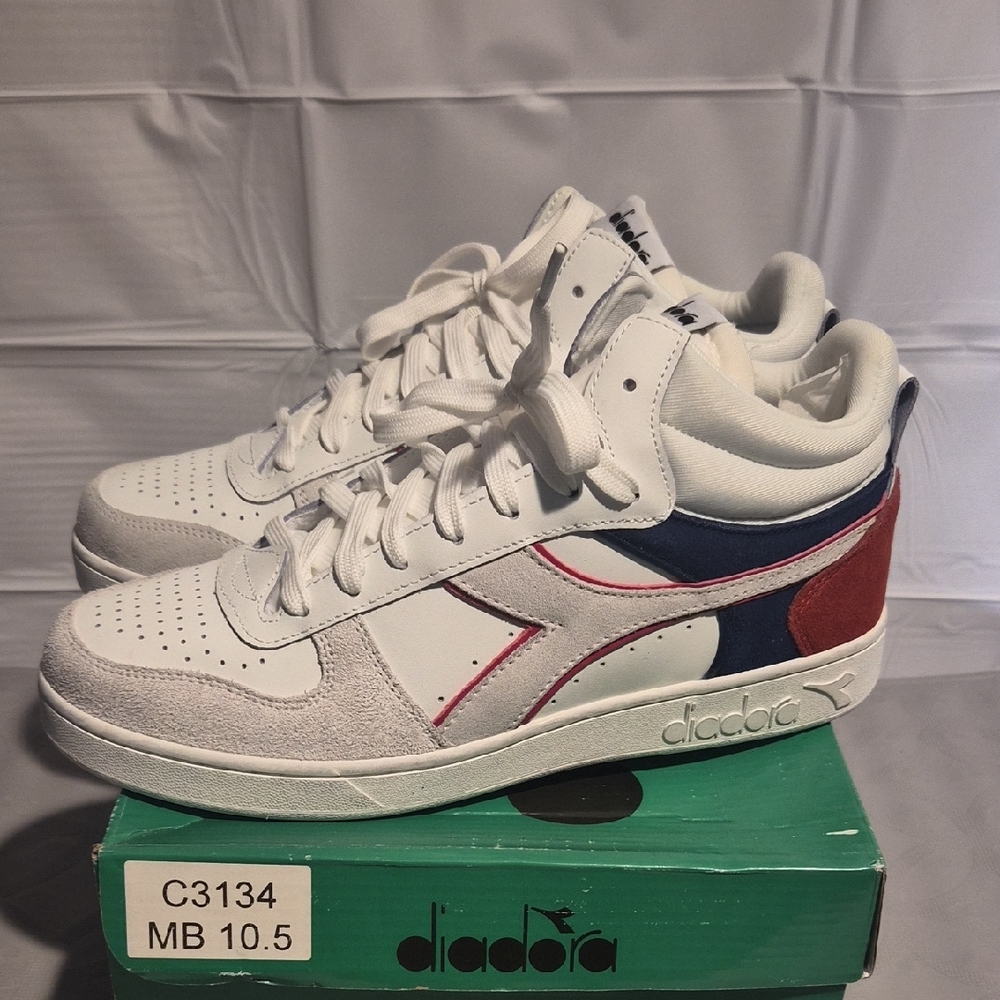 Men's Diadora Basketball  Mid Sneakers Size 10.5 Nee With Box.